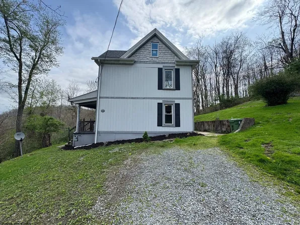 224 Bretz St, Morgantown, WV 26505
