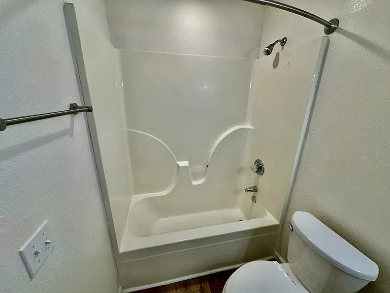 802 E Kara Ln — Photo 22