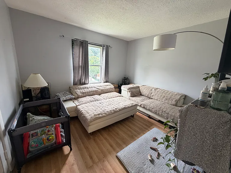 4119 Vinedale Ave — Photo 2