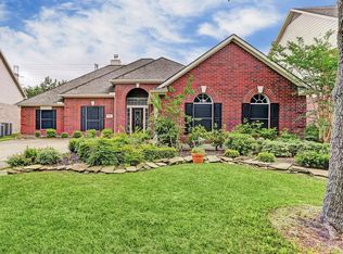 2814 Creek Bend Dr, Friendswood, TX 77546
