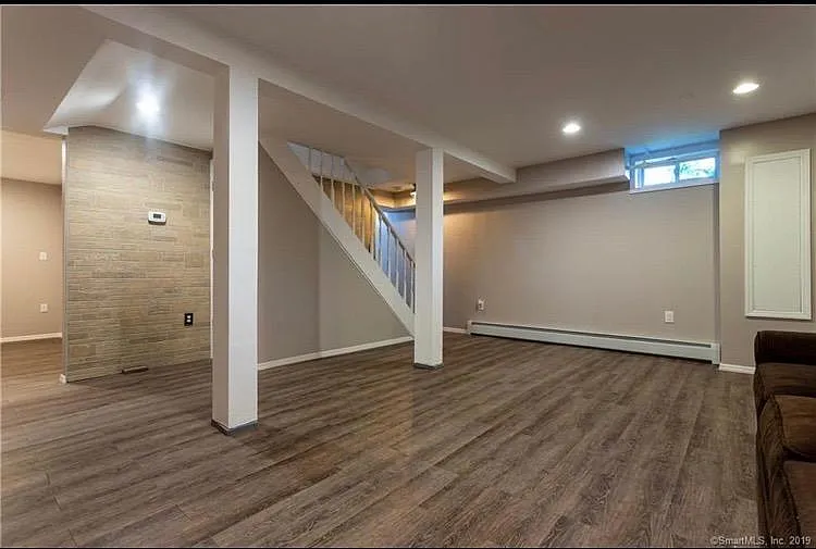 28 Brooklawn Ave — Photo 10