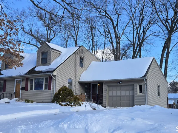 40 Beech Road, Enfield, CT 06082