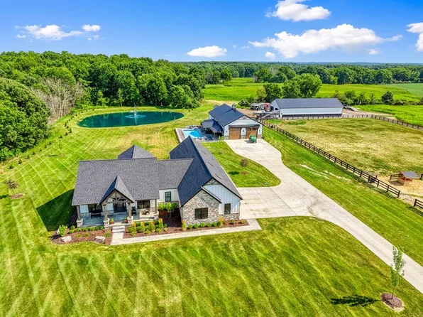 2519 Hadley Rd, Lapeer, MI 48446