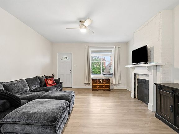 4th image of 735 Ceres Way