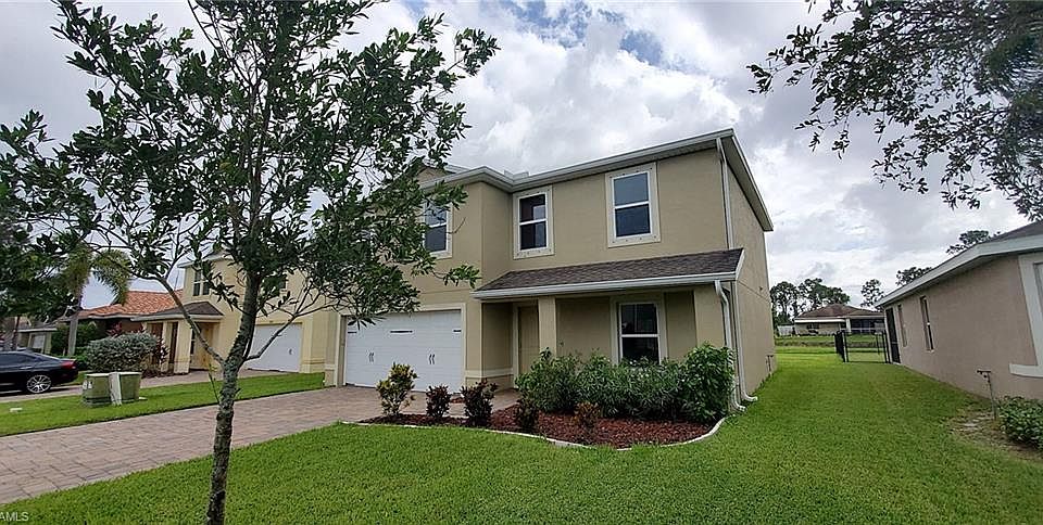 1st image of 10328 Canal Brook Ln