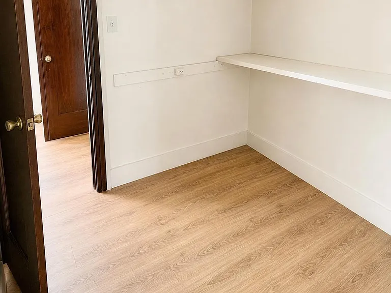 2555 Virginia St #201 — Photo 11