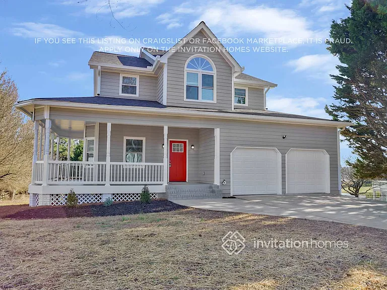 6015 Holland Dr — Photo 3