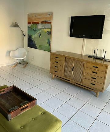 2nd image of 450 NW 20th St APT 109