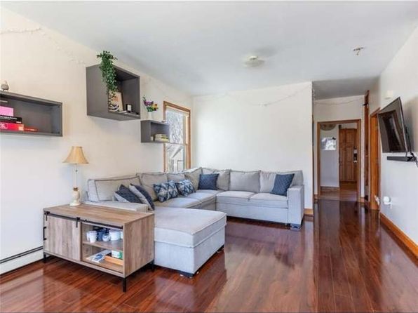 91 Saint Paul St #1