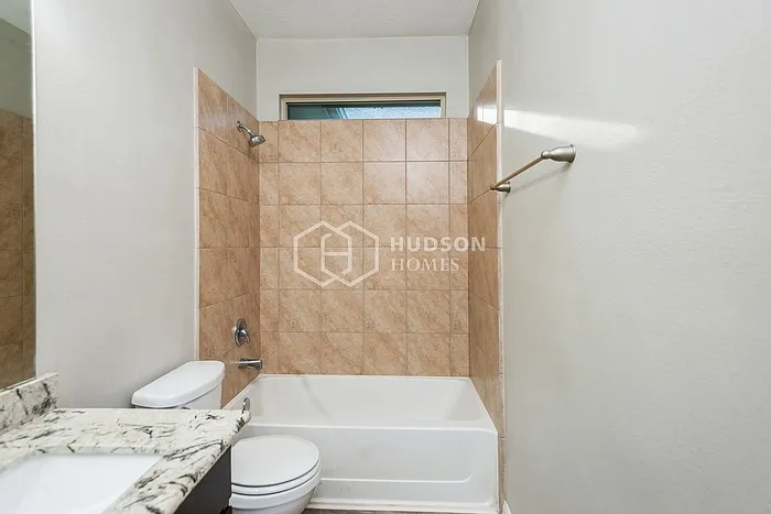 11243 Glenforest Dr — Photo 12