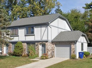 5963 Pine Rise Ct, Columbus, OH 43231