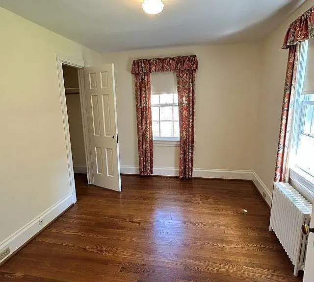 1618 Oxford Rd — Photo 24