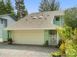 400 Ocean Ave, Manzanita, OR 97130