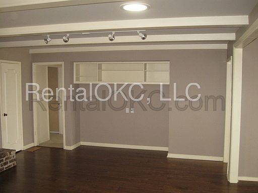 4th image of 3017 Kerry Ln