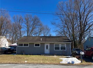 38 Madelaine Ter, Middletown, NY 10940