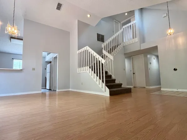 7764 MYSTIC POINT Court E, Jacksonville, FL 32277