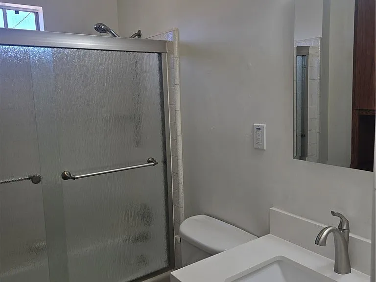 2234 Euclid Ave — Photo 5