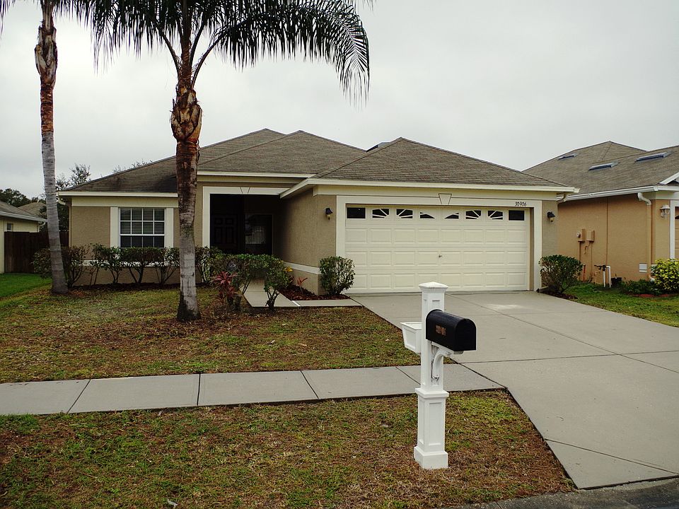 1st image of 30906 Bridgegate Dr
