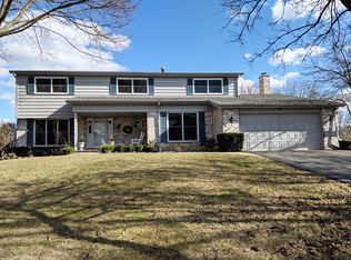 367 S Kensington Ct, Palatine, IL