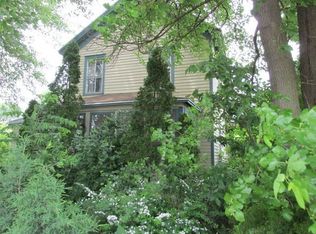 110 S Washington St, Rochelle, IL 61068