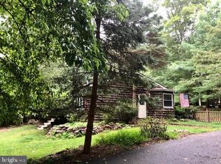 192 Quaker Hill Rd, Morgantown, PA 19543