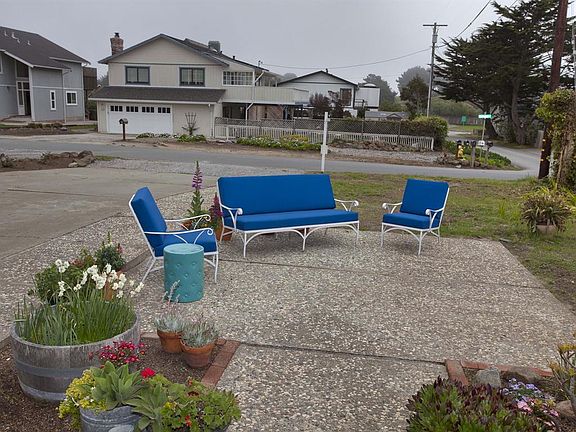 Sitting Area