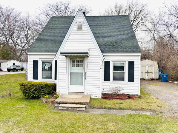 1250 W Hampton Rd, Essexville, MI 48732