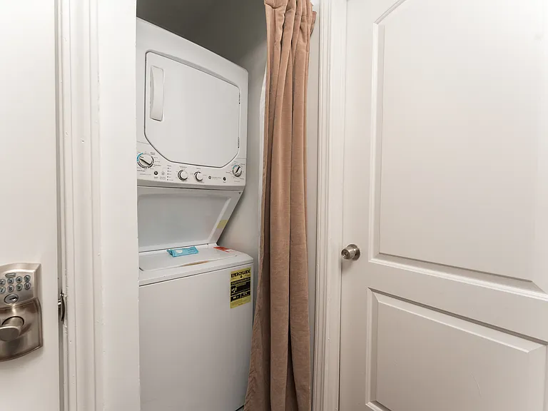 200 Lowry St NE — Photo 39