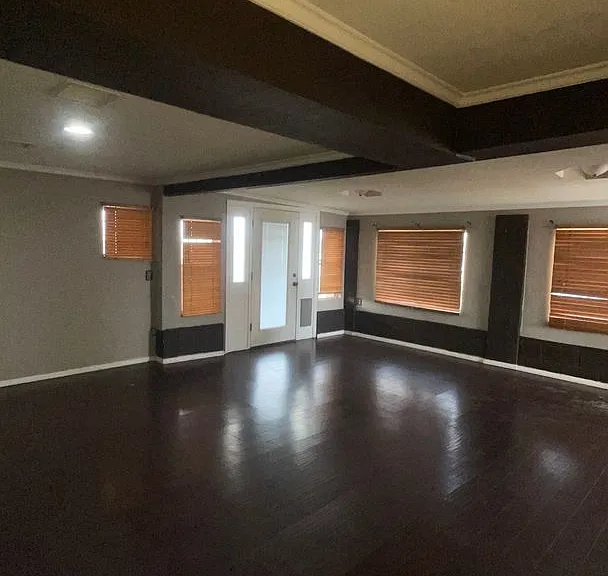 1704 N J Ave — Photo 8