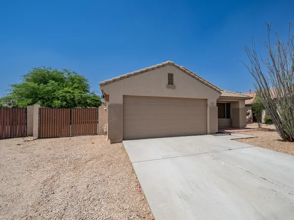 8218 W CLARA Lane, Peoria, AZ 85382