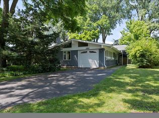2550 Wilmette Ave, Wilmette, IL