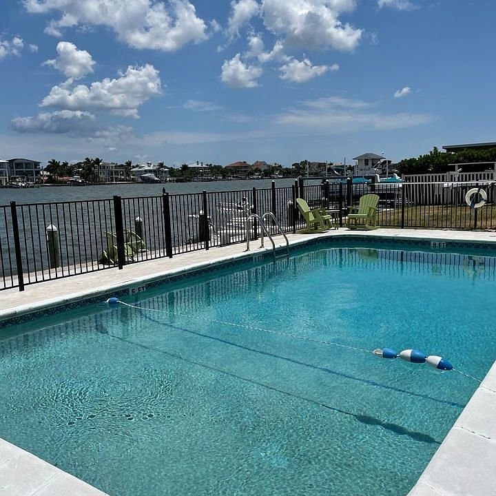 1st image of 2519 Gary Cir #2521
