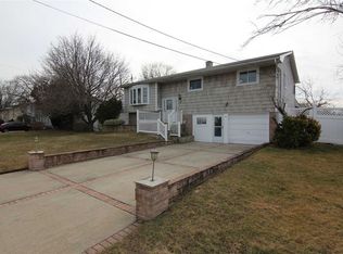 126 Sherman St, Brentwood, NY 11717