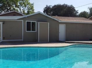 1905 W Hall Ave, Santa Ana, CA 92704