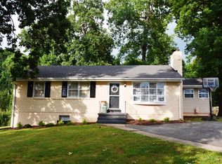 1028 Dandridge Dr, Lynchburg, VA 24501