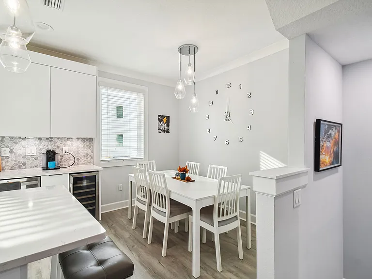 1520 N Pierce St #4 — Photo 14