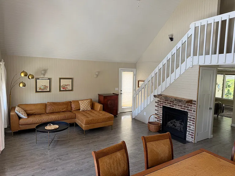 208 Swinomish Dr — Photo 5