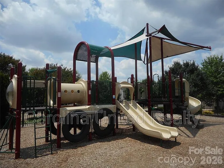 5860 Glassport Ln #504 — Photo 32