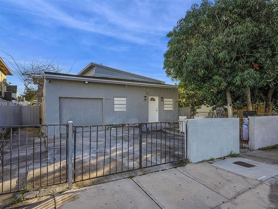 1st image of 2104 NW 1st Ter