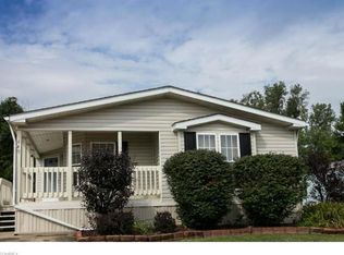 449 Sandtrap Cir, Painesville, OH 44077