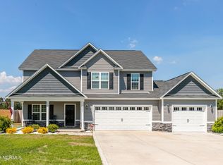 267 Legends Dr, Raeford, NC 28376