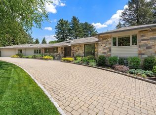 9 Singletree Rd, Brookline, MA 02467