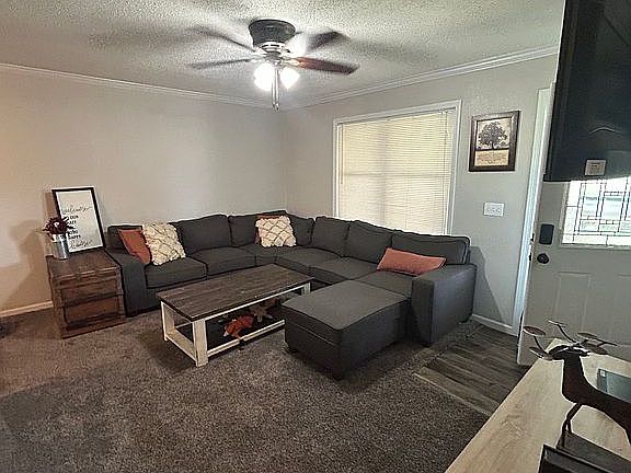 5th image of 201 N Sandfort Ave