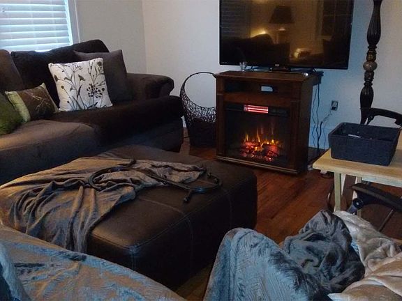 3rd image of 501 N Vanderhorst St