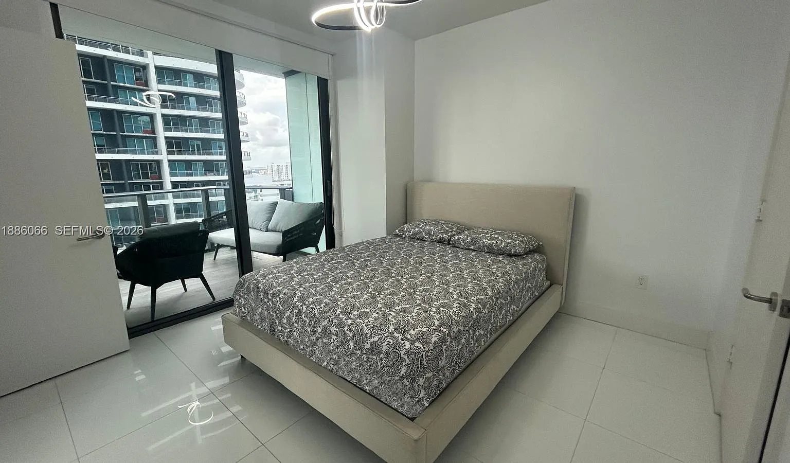 1300 S Miami Avenue Condo — Photo 4