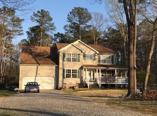 3320 Poplar Ridge Dr, Gloucester, VA 23061
