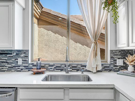 3rd image of 1445 E BROADWAY Road #208