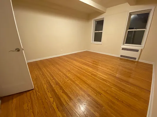 Rented by Contact Realty | media 10