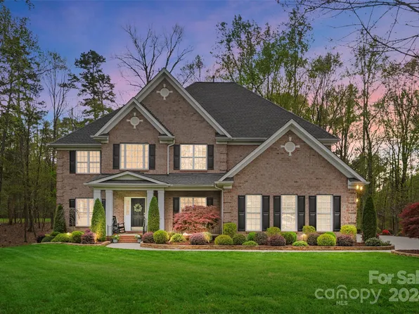 1034 Patricians Ln, Monroe, NC 28110