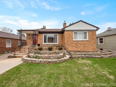906 Howard St, Wheaton, IL, 60187